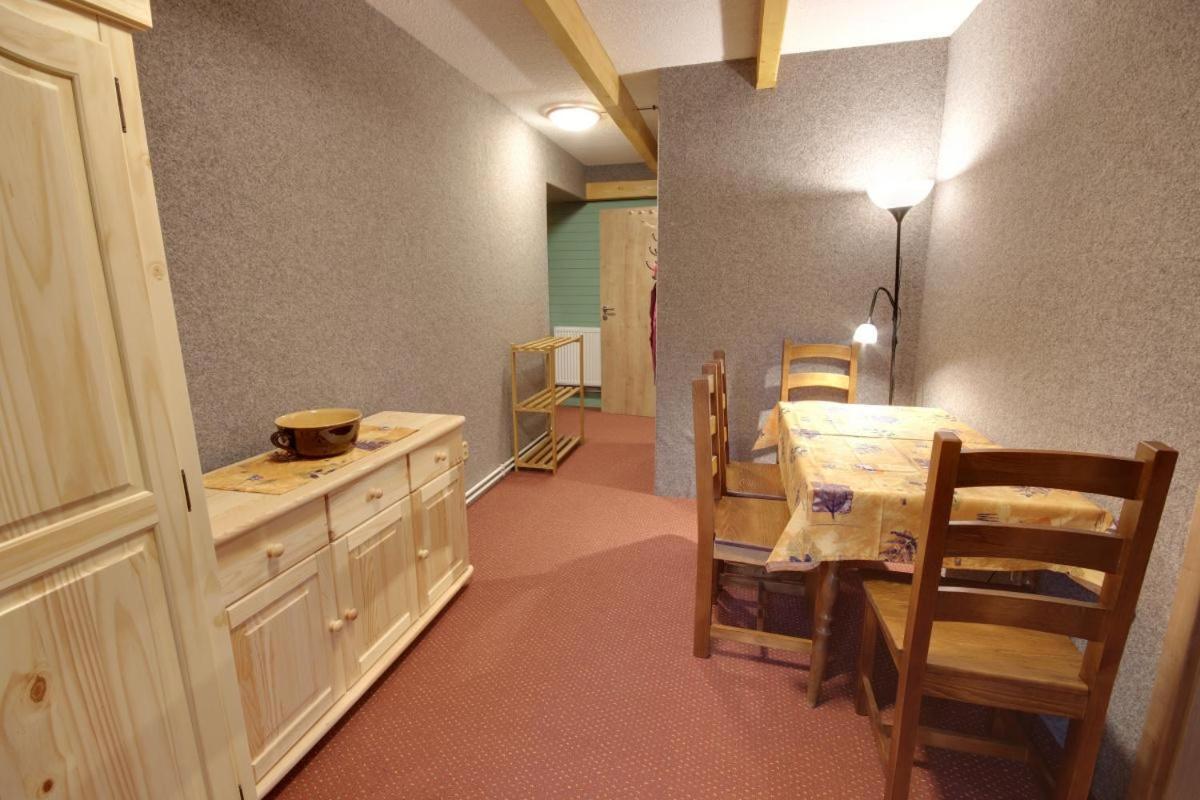 Penzion Harry Na Sjezdovce Krkonose Vysoké nad Jizerou Exterior foto